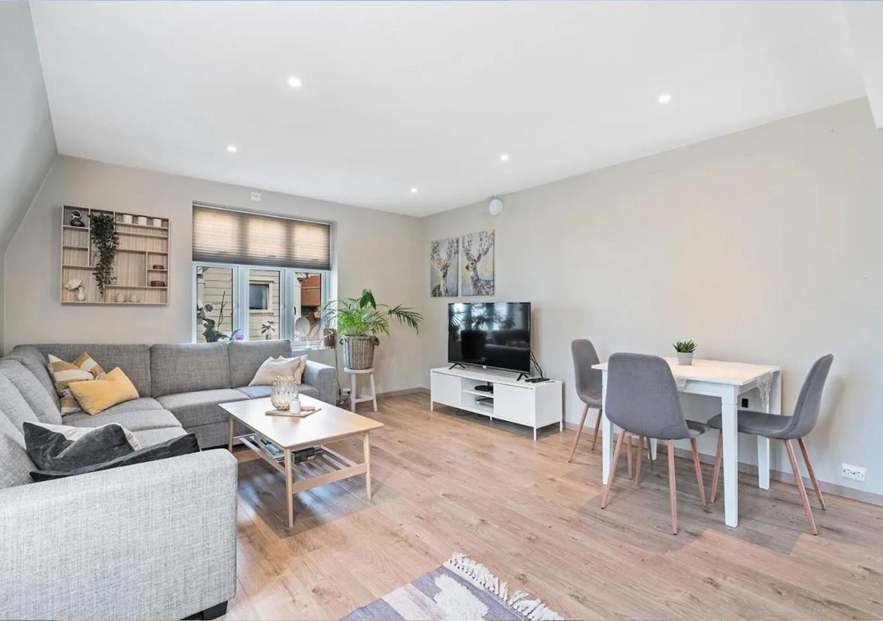 Apartamento Stylish & Bright Penthouse - Office - 5 Star Location! Egersund Exterior foto