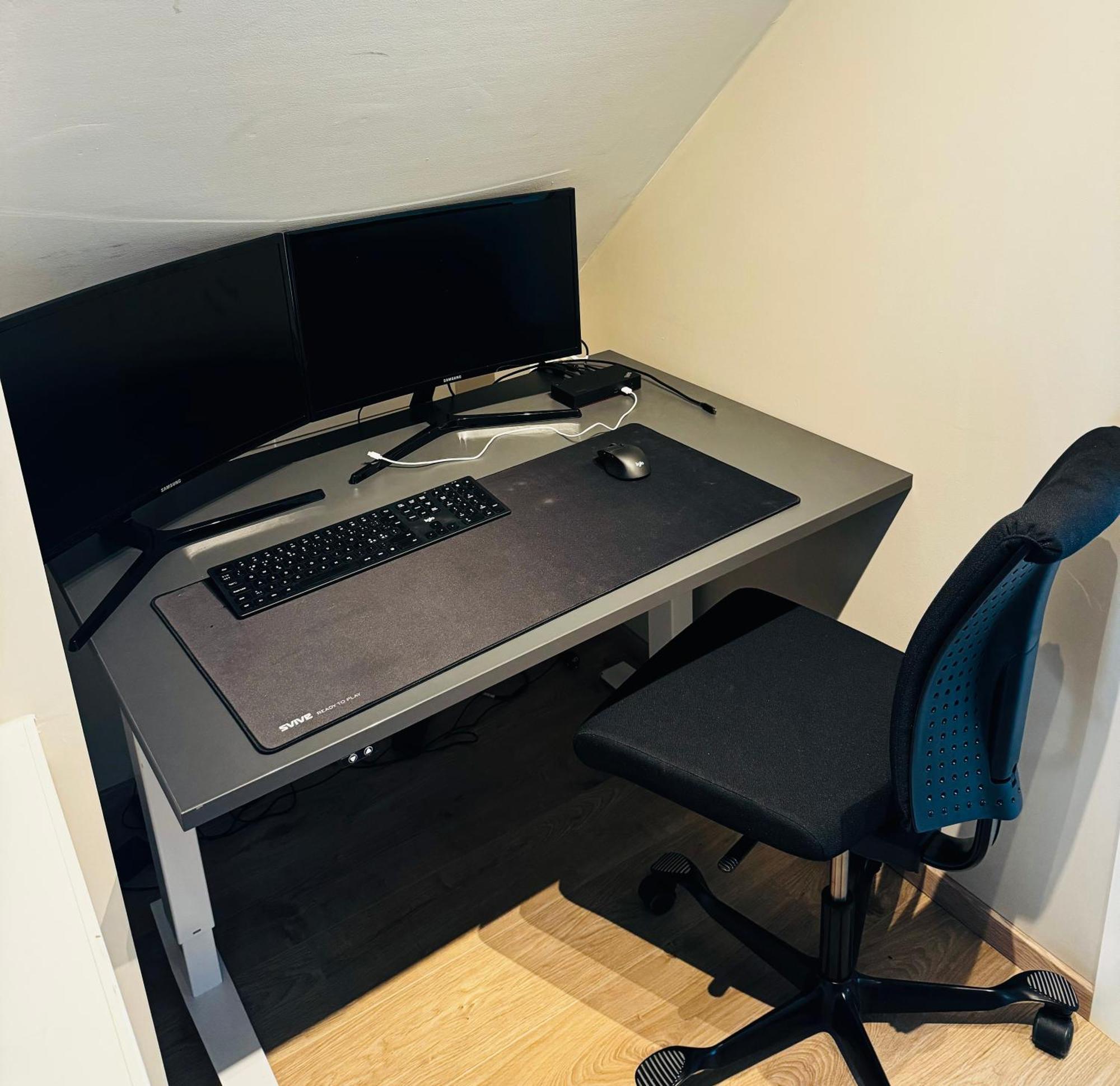 Apartamento Stylish & Bright Penthouse - Office - 5 Star Location! Egersund Exterior foto